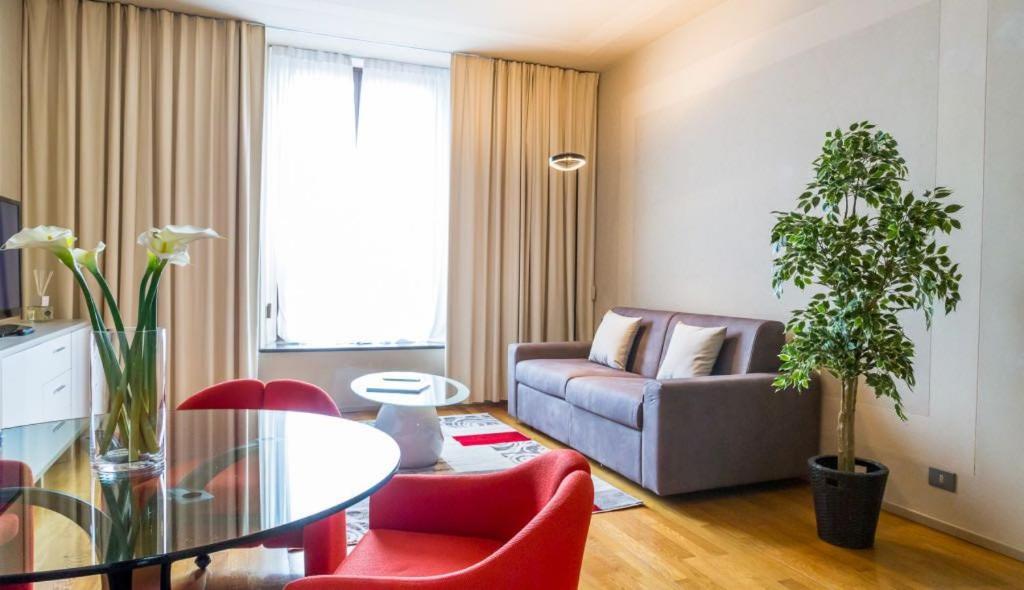 Milan Duomo Suites Εξωτερικό φωτογραφία