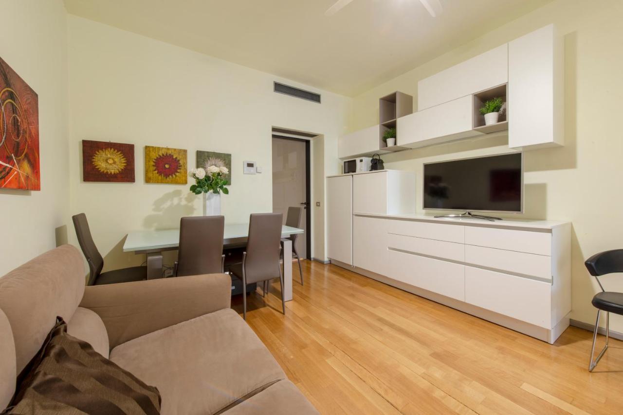 Milan Duomo Suites Εξωτερικό φωτογραφία