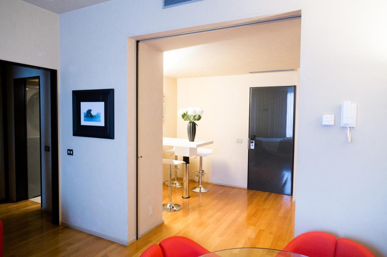 Milan Duomo Suites Εξωτερικό φωτογραφία
