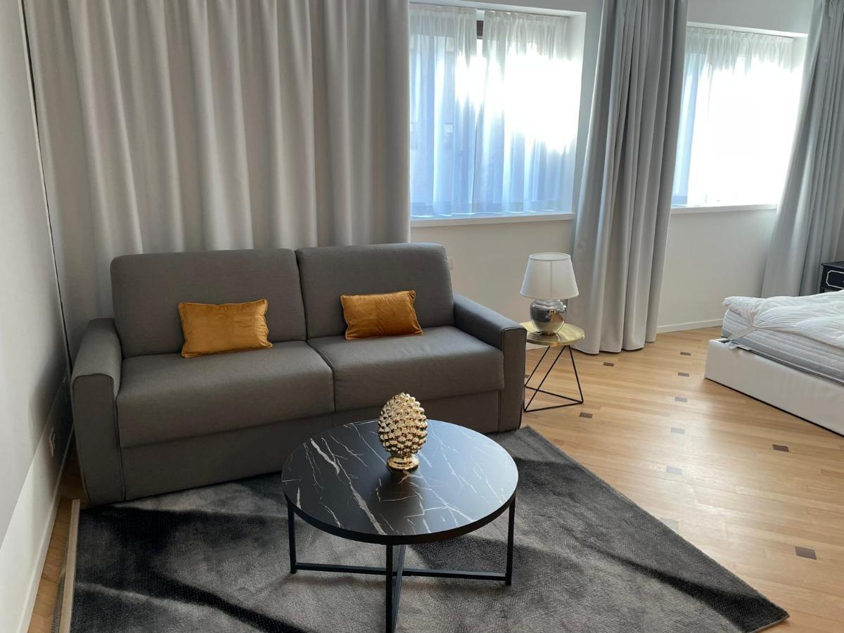 Milan Duomo Suites Εξωτερικό φωτογραφία