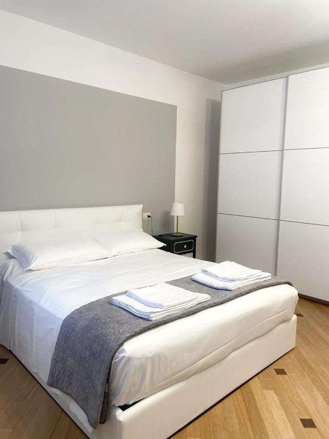 Milan Duomo Suites Εξωτερικό φωτογραφία