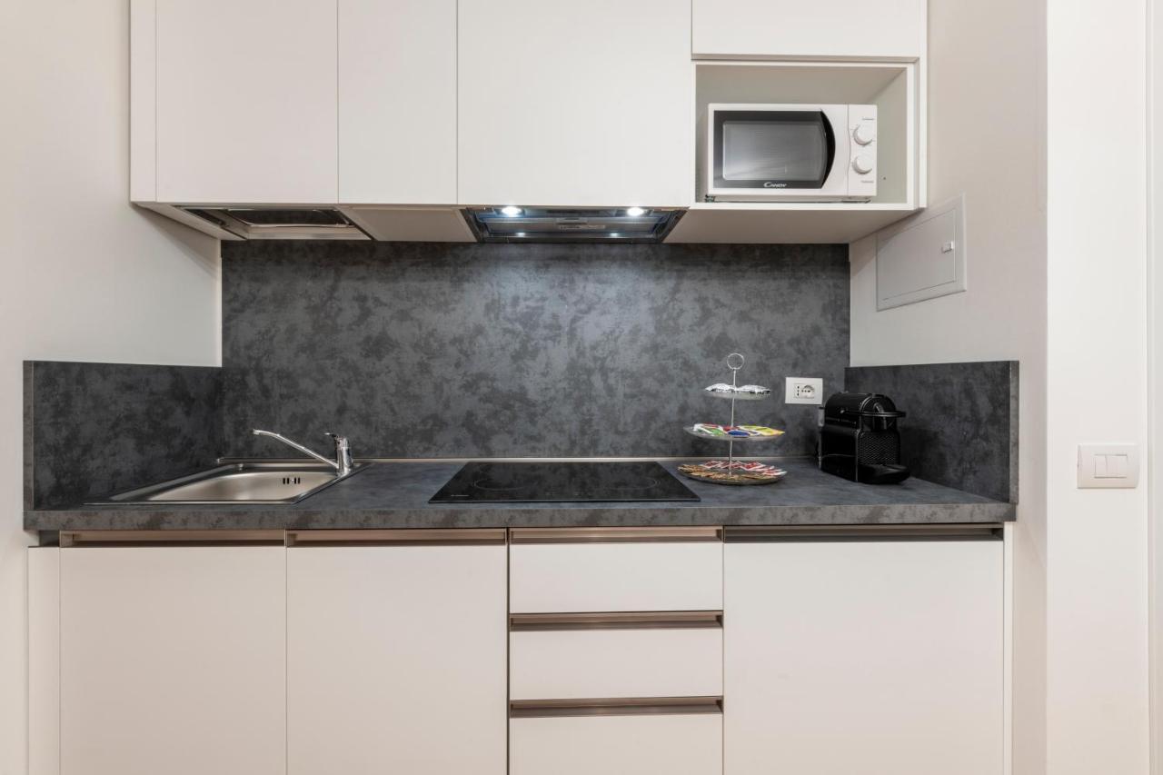 Milan Duomo Suites Εξωτερικό φωτογραφία
