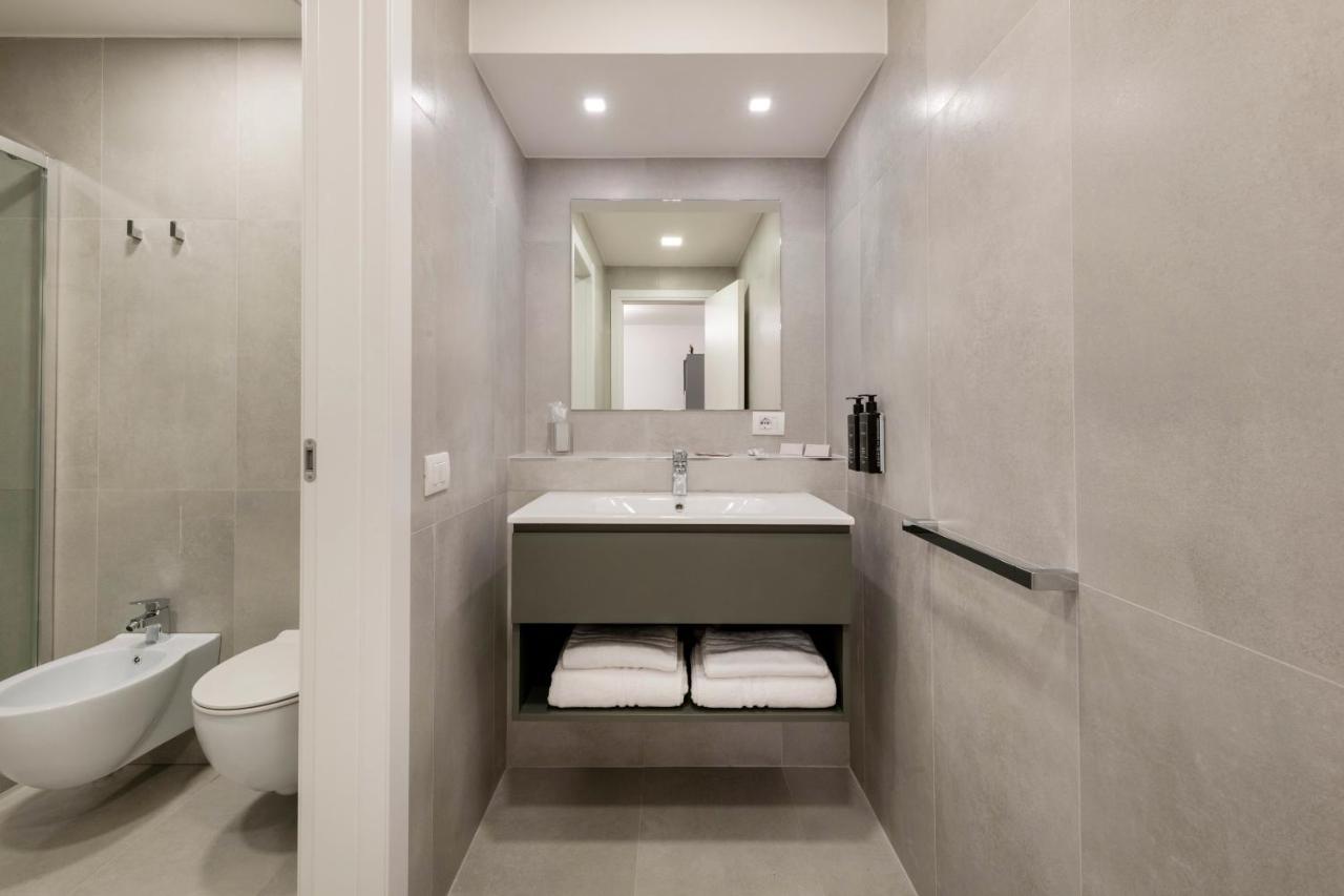 Milan Duomo Suites Εξωτερικό φωτογραφία