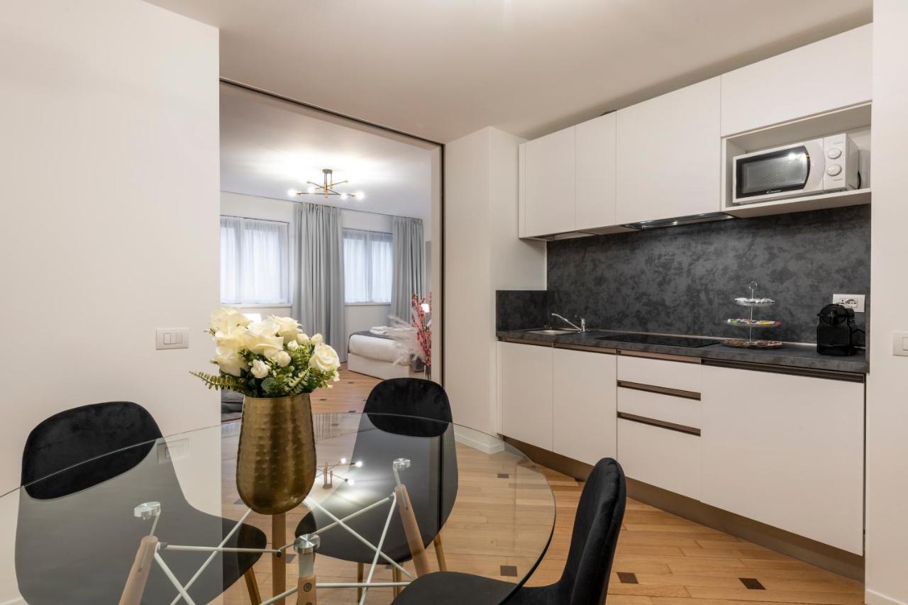 Milan Duomo Suites Εξωτερικό φωτογραφία