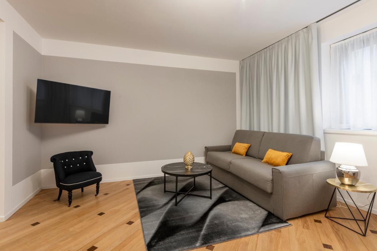 Milan Duomo Suites Εξωτερικό φωτογραφία